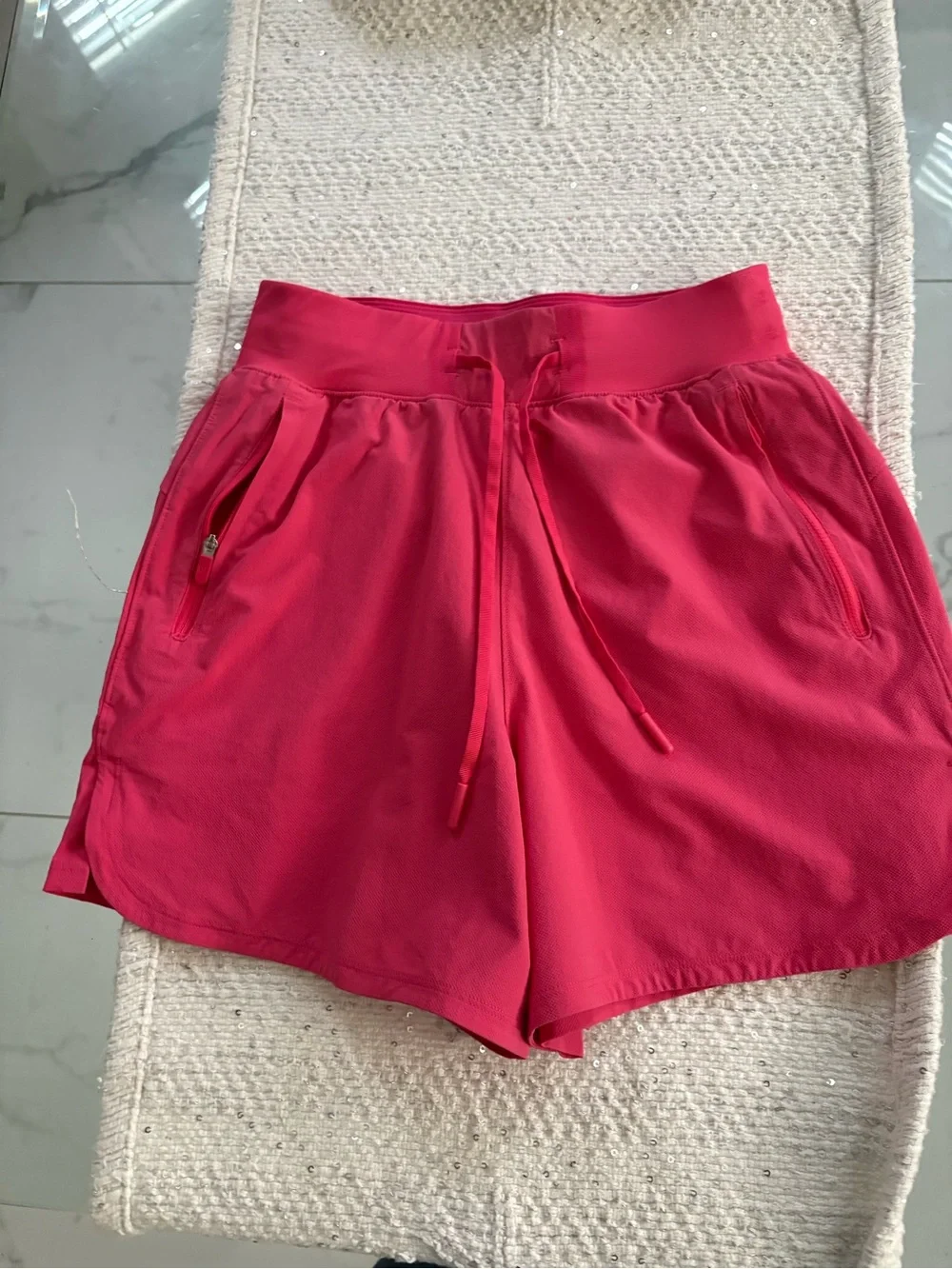 lululemon athletica lightweight athletic